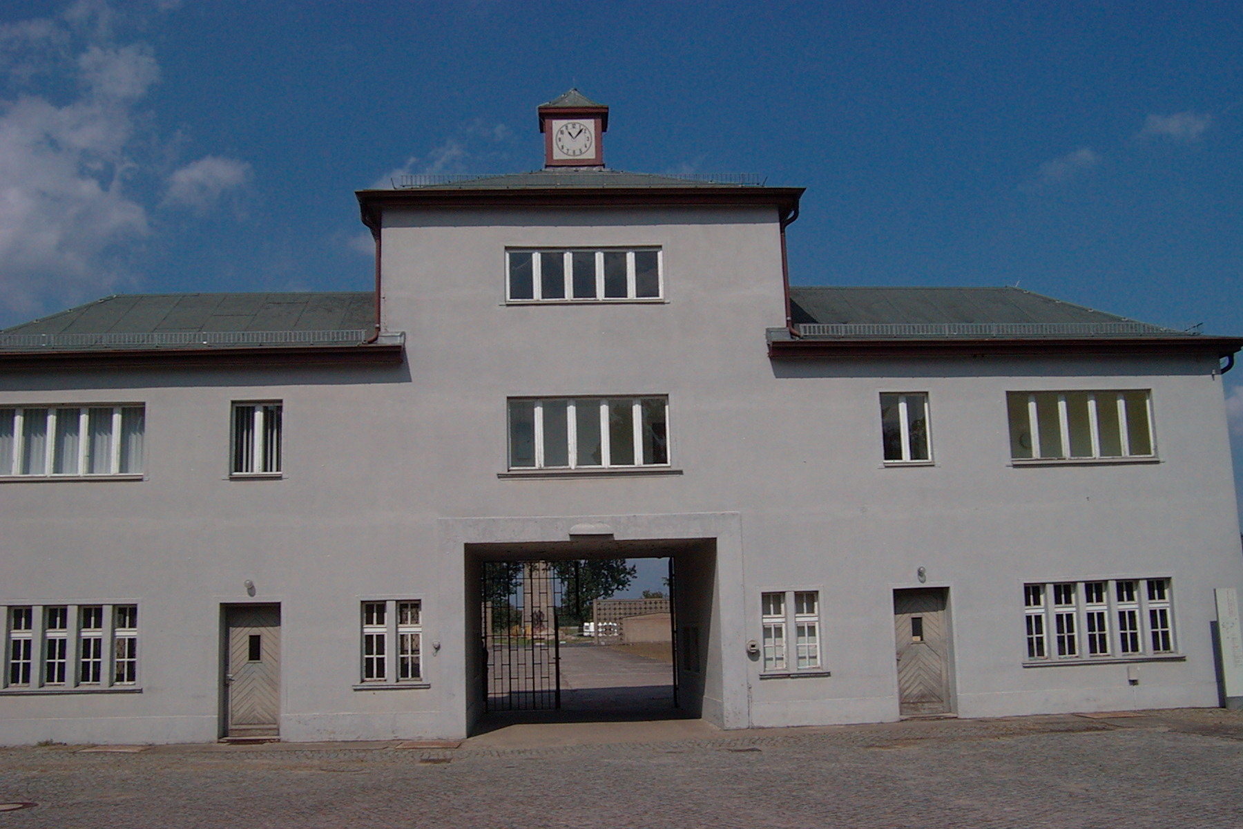Torgeb???ude KZ-Sachsenhausen